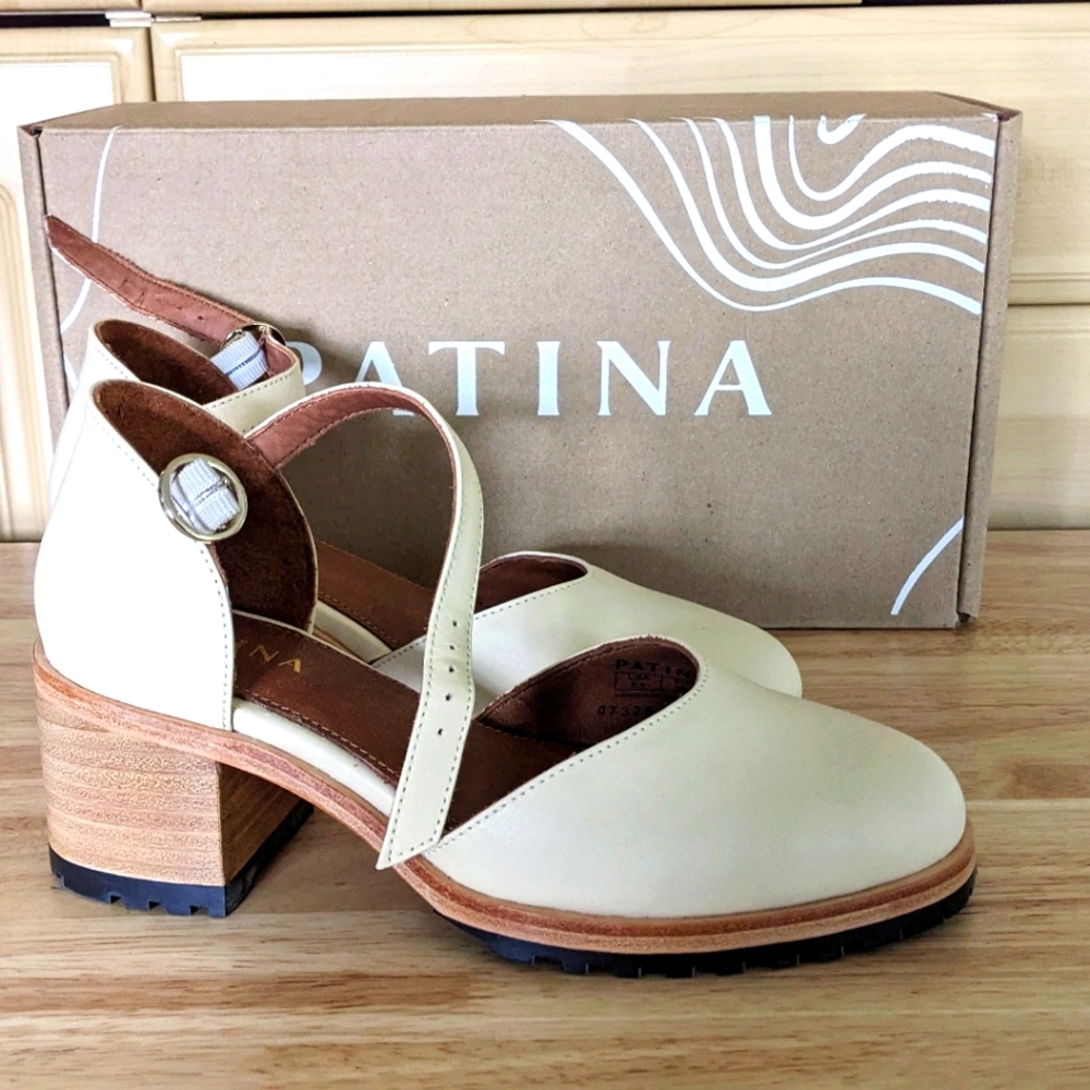 Portland Leather Patina Mary Janes Bone Size 6.5